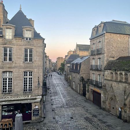 Spacieux Appartement Au Coeur Du Centre Historique De Ντινάν Εξωτερικό φωτογραφία
