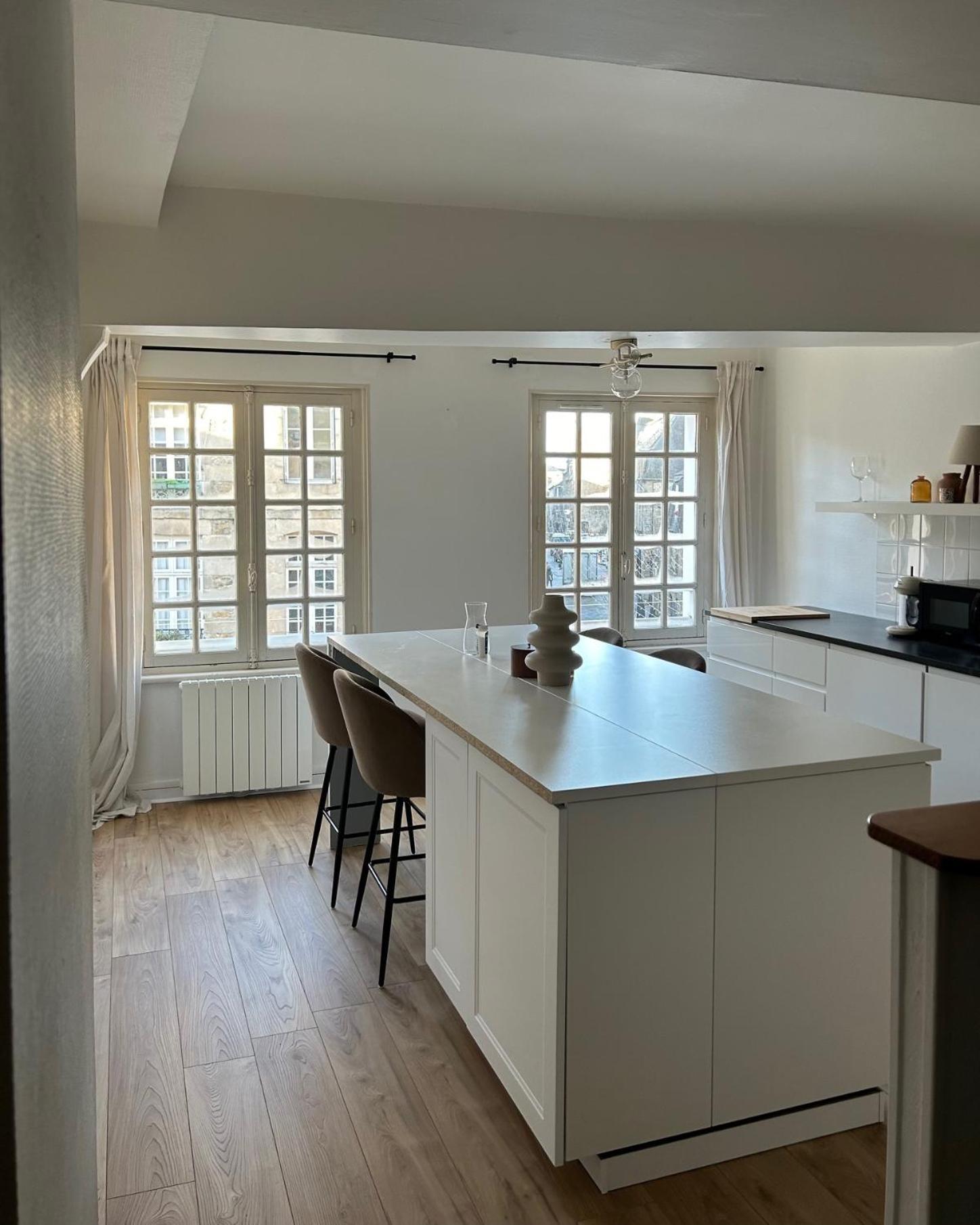 Spacieux Appartement Au Coeur Du Centre Historique De Ντινάν Εξωτερικό φωτογραφία