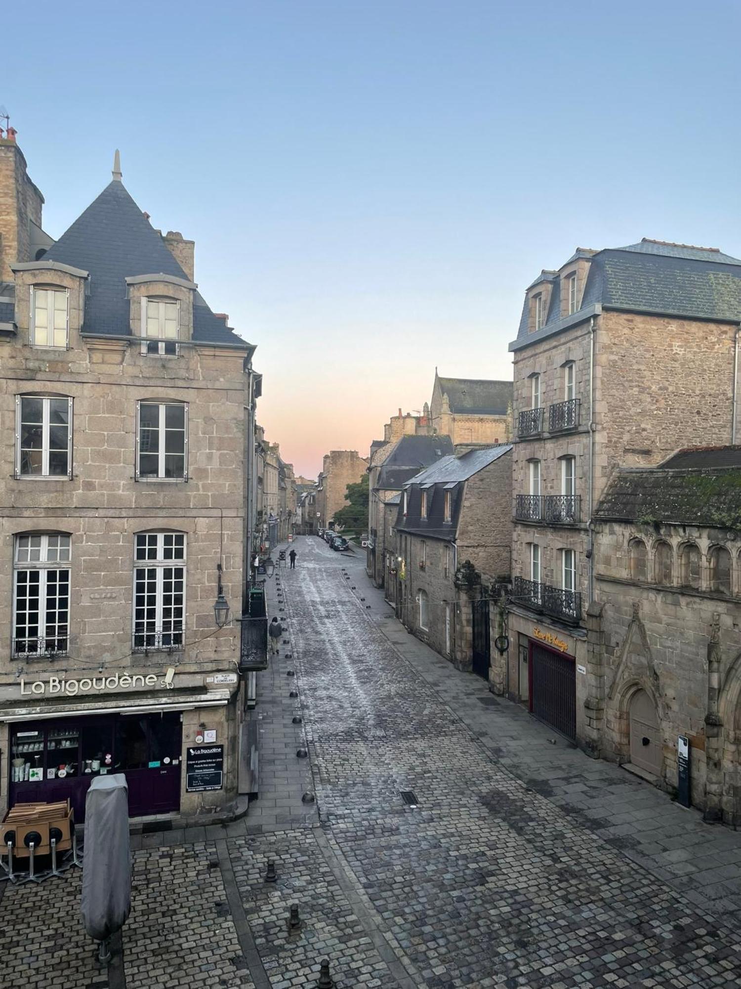 Spacieux Appartement Au Coeur Du Centre Historique De Ντινάν Εξωτερικό φωτογραφία